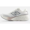 New Balance W880