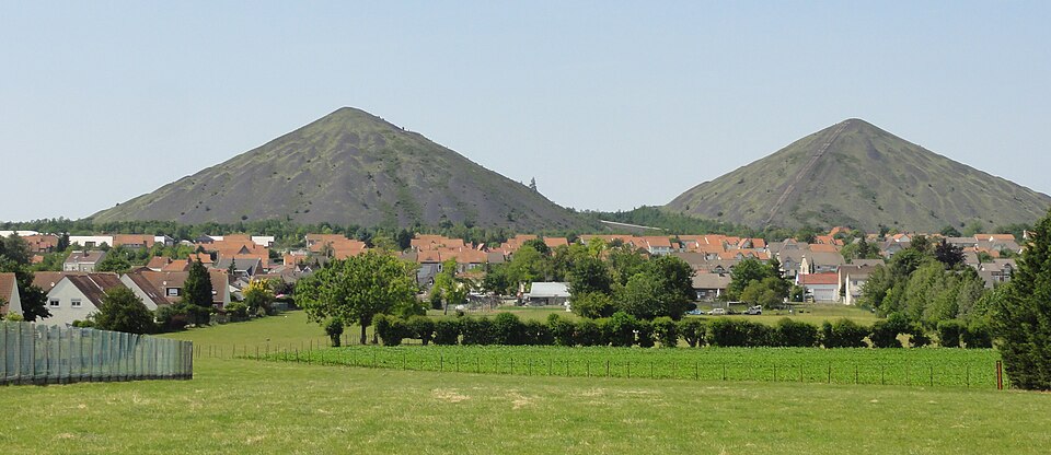 Trail Running in the Mining Basin: a Land of Runners, Slag Heaps and Character